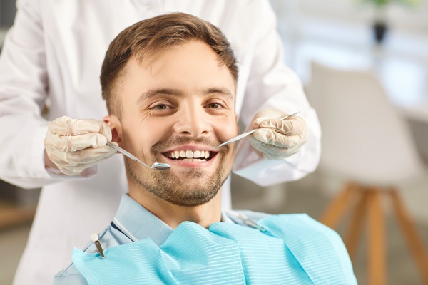How Full Mouth Reconstruction Combines Function And Aesthetics